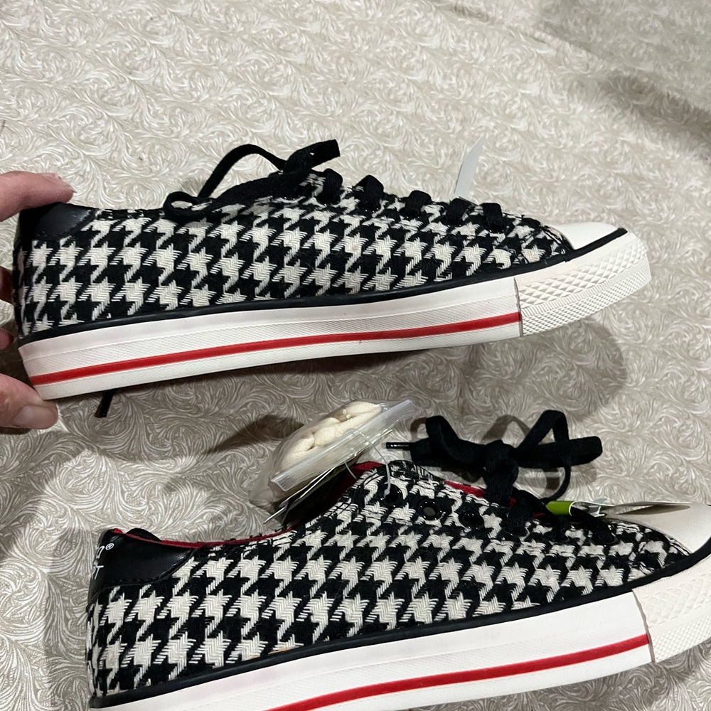 NWT Houndstooth Black and White Women's Sneakers